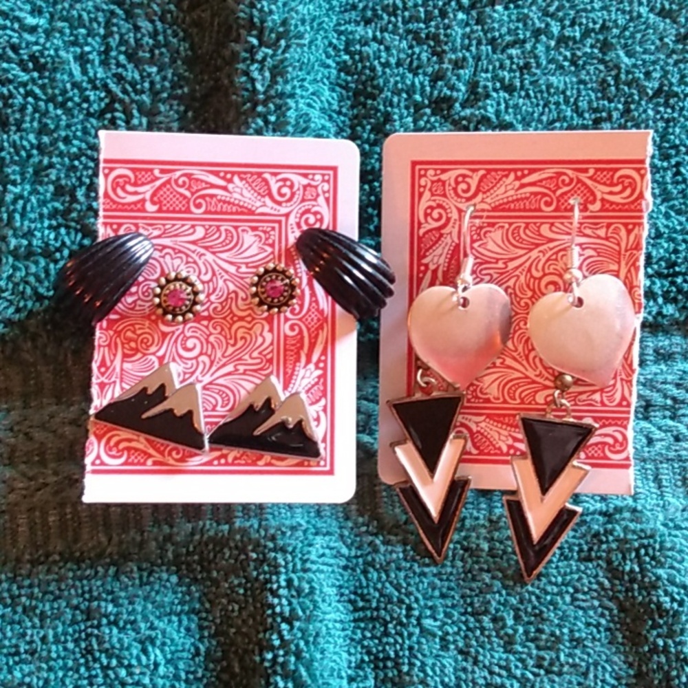 6/$20 Set of Pierced Earrings